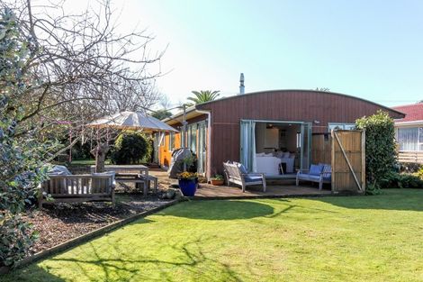 Photo of property in 26 Carthew Street, Okato, 4335