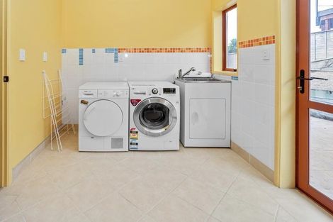 Photo of property in 41 Contour Avenue, Pyes Pa, Tauranga, 3112