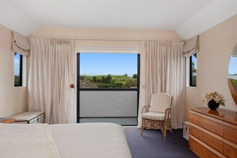 Photo of property in 77 Stableford Drive, Pyes Pa, Tauranga, 3112