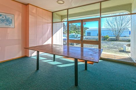 Photo of property in 2 Arohanui Road, Karaka, 2124