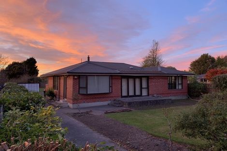 Photo of property in 21 Hawthornden Road, Avonhead, Christchurch, 8042