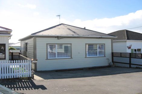 Photo of property in 18 Cockburn Street, Kilbirnie, Wellington, 6022