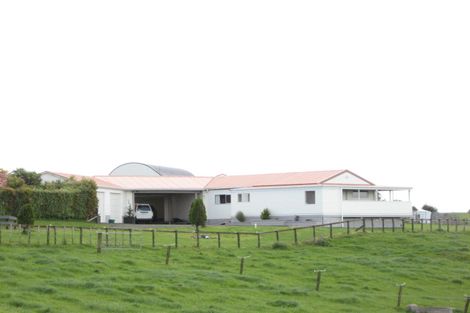 Photo of property in 160 Hanham Road, Kumeu, 0891