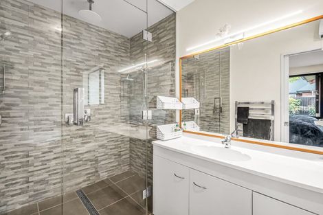 Photo of property in 10 Courtfield Close, Parklands, Christchurch, 8083