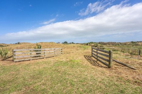 Photo of property in 92 Strathnaver Drive, Waikawa Beach, Manakau, 5573