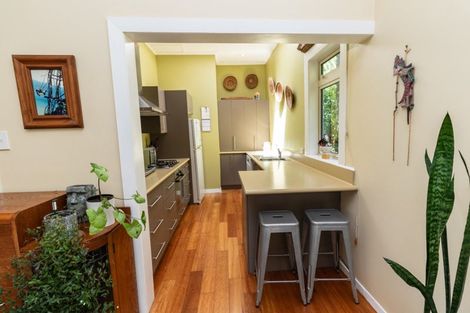 Photo of property in 16 Fortunatus Street, Brooklyn, Wellington, 6021