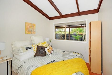 Photo of property in 1/81 Fairclough Road, Beach Haven, Auckland, 0626
