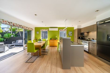 Photo of property in 8a Whitehouse Road, Titahi Bay, Porirua, 5022