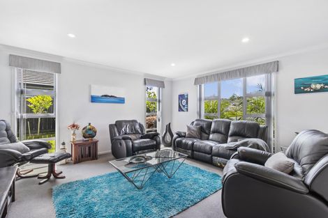 Photo of property in 5 Vivien Place, Patumahoe, Pukekohe, 2679
