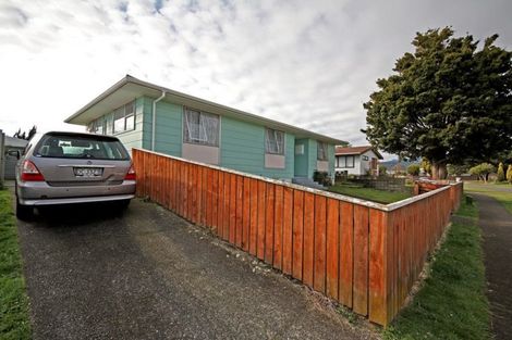 Photo of property in 19 Kinross Street, Levin, 5510