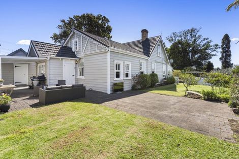 Photo of property in 128 Gray Avenue, Papatoetoe, Auckland, 2024