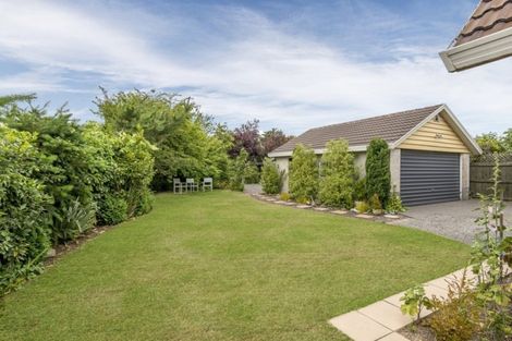 Photo of property in 22 Waitikiri Drive, Parklands, Christchurch, 8083