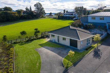 Photo of property in 21b Bonita Avenue, Stanmore Bay, Whangaparaoa, 0932