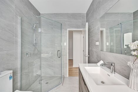 Photo of property in 5 Booker Drive, Tuakau, 2121