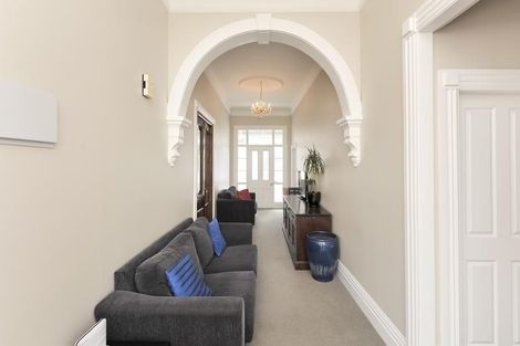 Photo of property in 1/17 Clifton Terrace, Kelburn, Wellington, 6012