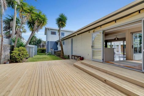 Photo of property in 114 The Circle, Manly, Whangaparaoa, 0930