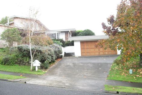 Photo of property in 4 Gibson Place, Mellons Bay, Auckland, 2014