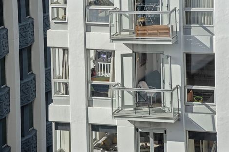 Photo of property in Terrace Heights Apartments, 8c/163 The Terrace, Wellington Central, Wellington, 6011