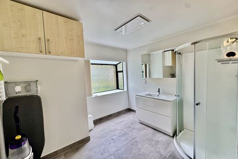 Photo of property in 161 West Harbour Drive, West Harbour, Auckland, 0618