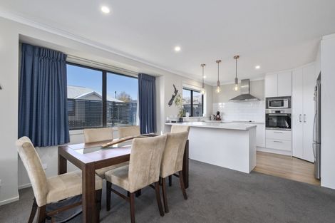 Photo of property in 78 Stratford Drive, Mount Pisa, Cromwell, 9383