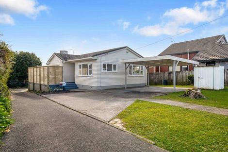 Photo of property in 1/66 Coronation Road, Hillcrest, Auckland, 0627