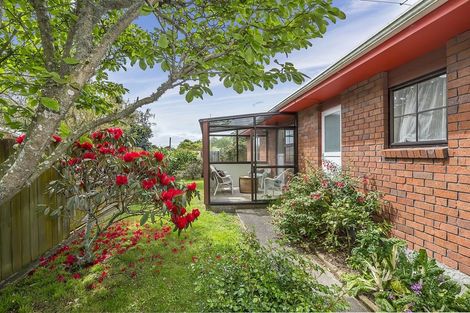 Photo of property in 85c Oxford Street, Tawa, Wellington, 5028