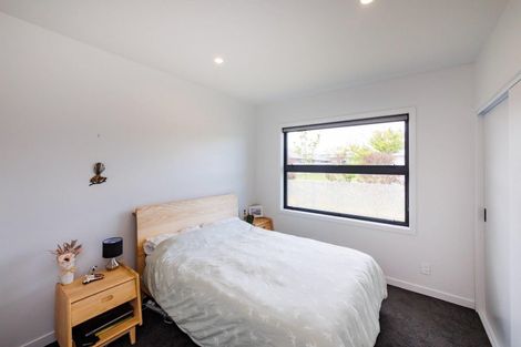 Photo of property in 3 Atlantic Drive, Fitzherbert, Palmerston North, 4410