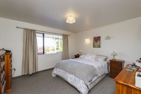 Photo of property in 136 Pharazyn Road, Feilding, 4777