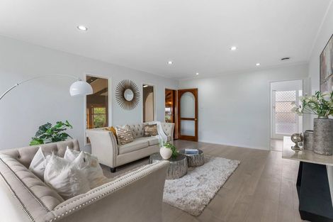 Photo of property in 54 Cockayne Crescent, Sunnynook, Auckland, 0620