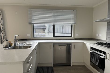 Photo of property in 38 Silicon Way, Fitzherbert, Palmerston North, 4410