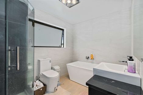 Photo of property in 15 Hughs Way, Flat Bush, Auckland, 2019