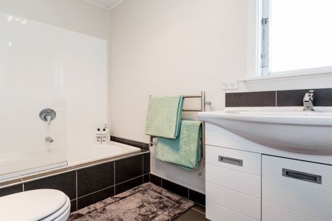 Photo of property in 4 Exeter Crescent, Pirimai, Napier, 4112