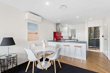 Photo of property in 1/48a Exmouth Road, Northcote, Auckland, 0627