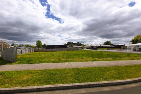 Photo of property in 1 Oranmore Crescent, Paeroa, 3600