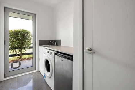 Photo of property in 34 Madison Street, Cambridge, 3434