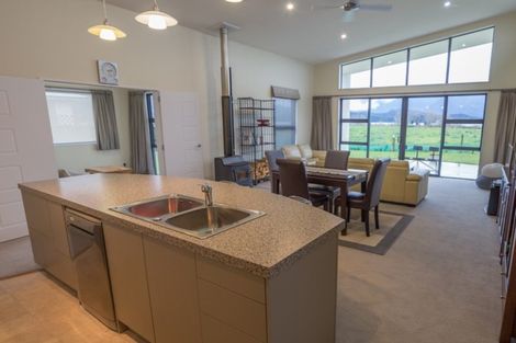 Photo of property in 87 Dusky Street, Te Anau, 9600