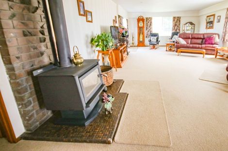 Photo of property in 76 Robertson Road, Ruawai, 0591