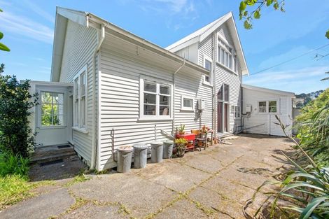 Photo of property in 5 Busaco Road, Hataitai, Wellington, 6021