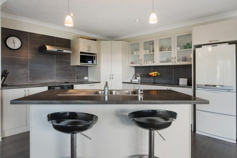 Photo of property in 8 Kasey Josh Place, Katikati, 3129