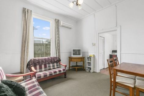 Photo of property in 1 Queens Drive, Saint Kilda, Dunedin, 9012