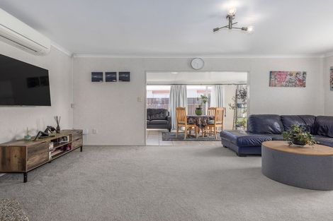 Photo of property in 3 Rimu Street, Levin, 5510
