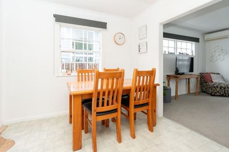 Photo of property in 9 Totara Drive, St Andrews, Hamilton, 3200