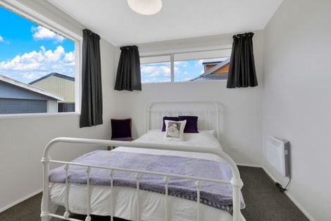 Photo of property in 30 Bush Street, Rangiora, 7400