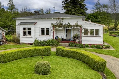 Photo of property in 22 Phillips Road, Motu, Te Karaka, 4092