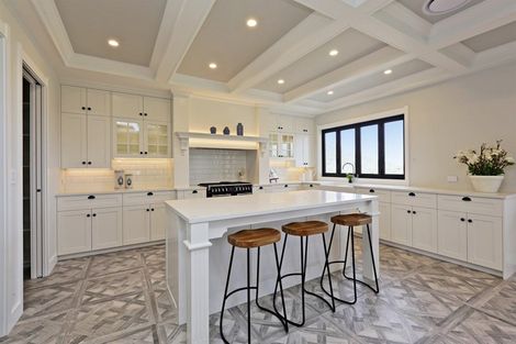 Photo of property in 4 Ridgeway Terrace, Taradale, Napier, 4112