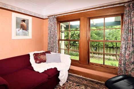 Photo of property in 89 Pembroke Street, Carterton, 5713