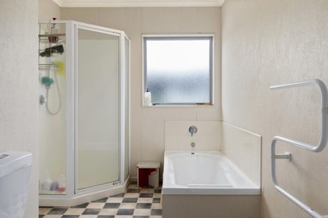 Photo of property in 4/45 Tawa Street, Mount Maunganui, 3116