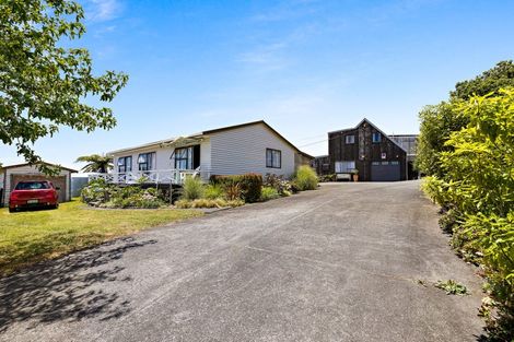 Photo of property in 380 Kaipara Coast Highway, Helensville, Kaukapakapa, 0871