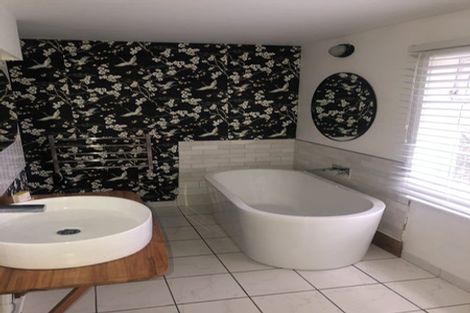 Photo of property in 61 Mortimer Terrace, Brooklyn, Wellington, 6021