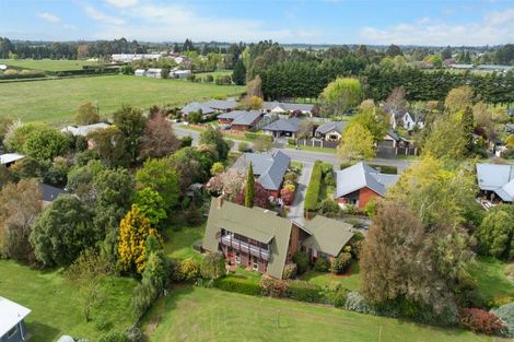 Photo of property in 14 Oakden Drive, Darfield, 7510